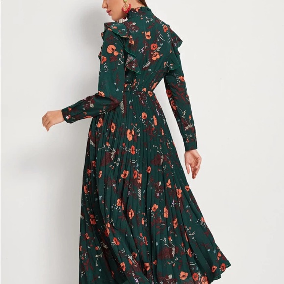 Tie neck floral print dress - Picture 6 of 8